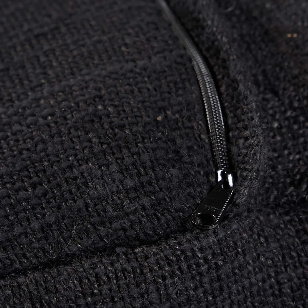 Der "Comfy Pouf" - Schwarz - Sitzhocker für Boho Einrichtung