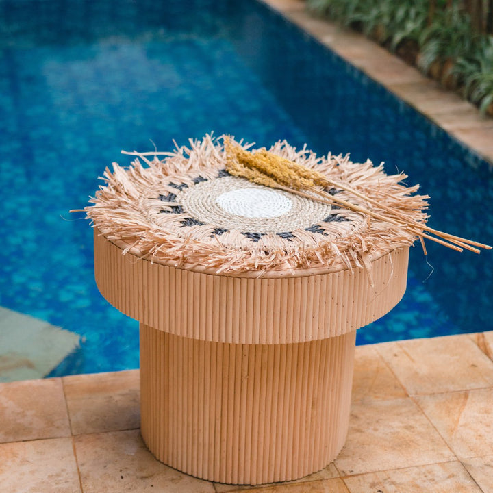 Bokodekor Tischset mit Fransen PAGU – Handgefertigte runde Tischmatte aus Bast – 2er, 4er oder 6er Set