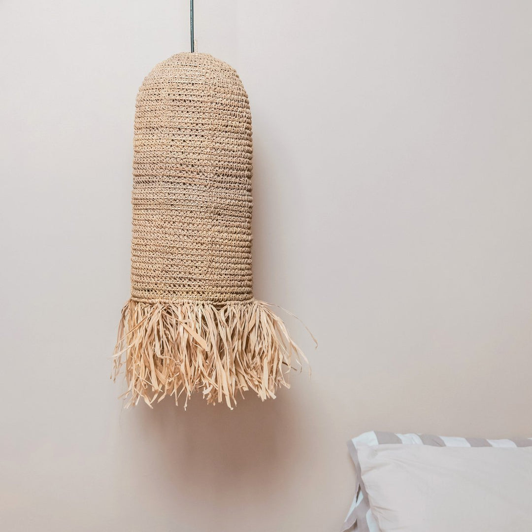 Boho Lampenschirm KAWAH – Raffia-Pendelleuchte mit Fransen– Handgefertigt & Nachhaltig