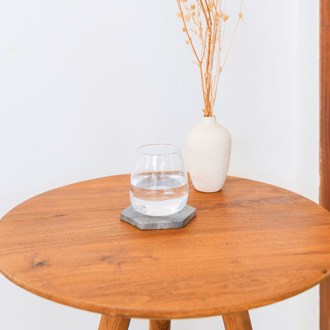 graue Marmoruntersetzer INAI – 4er- oder 8er-Set