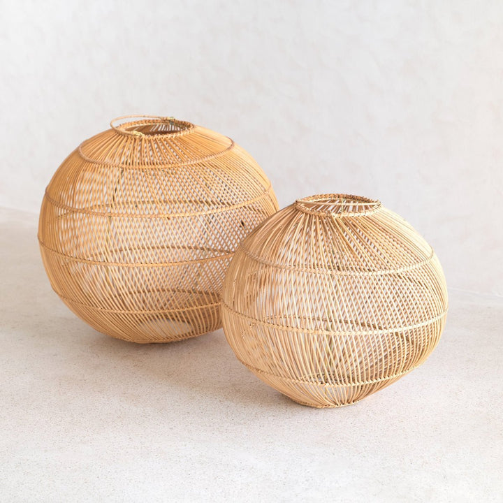 Handgefertigter Boho Lampenschirm KENCANA - Rattan Deckenleuchte - Hängelampe