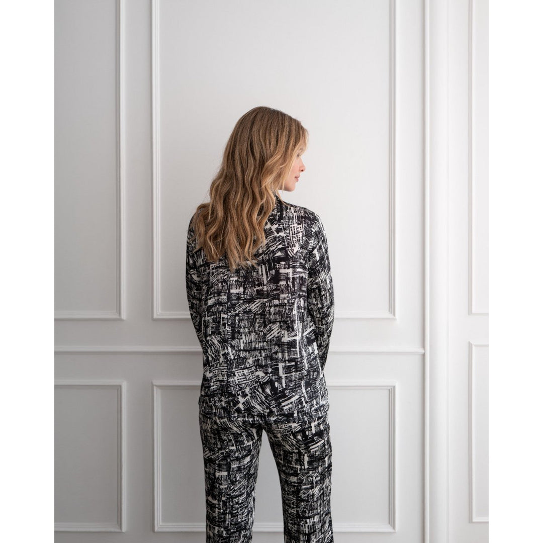 Bluse BLACK & WHITE / Straight Cut