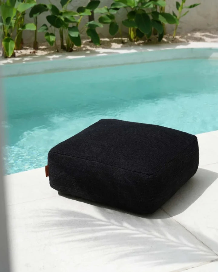 Der "Comfy Pouf" - Schwarz - Sitzhocker für Boho Einrichtung