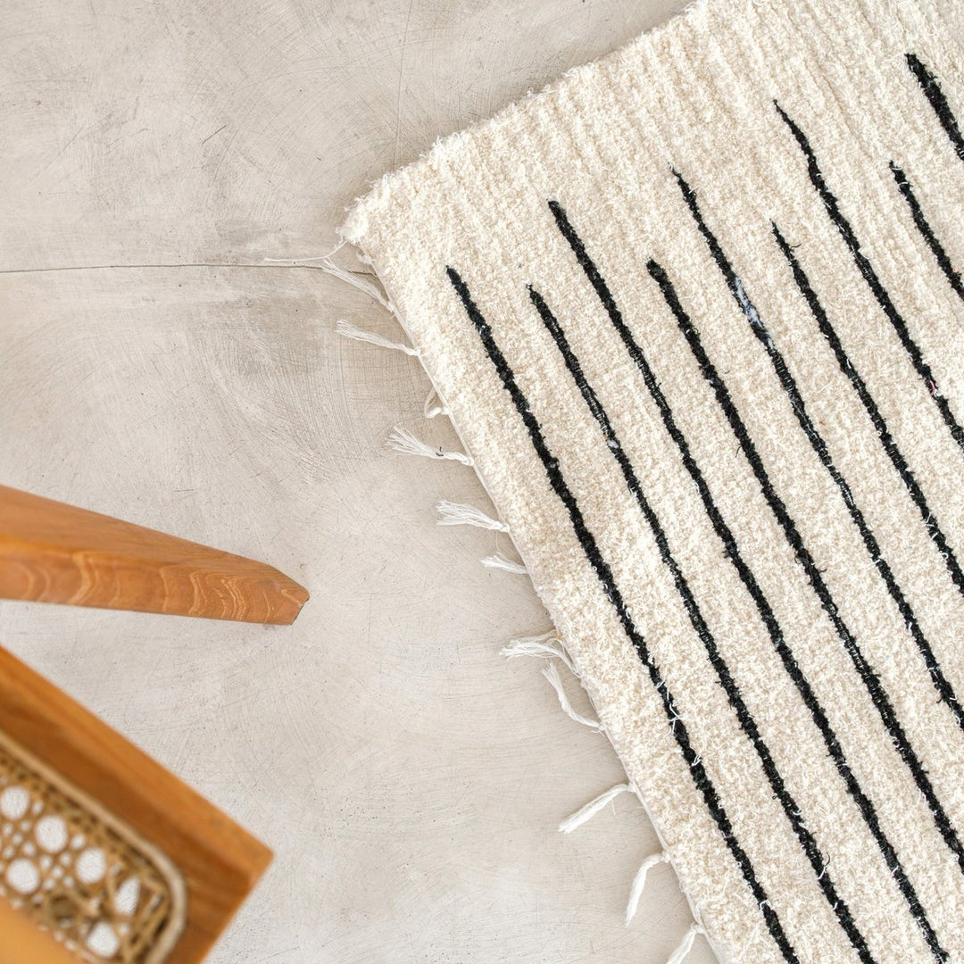 Handgewebter Baumwollteppich KERTA – für Boho Einrichtung