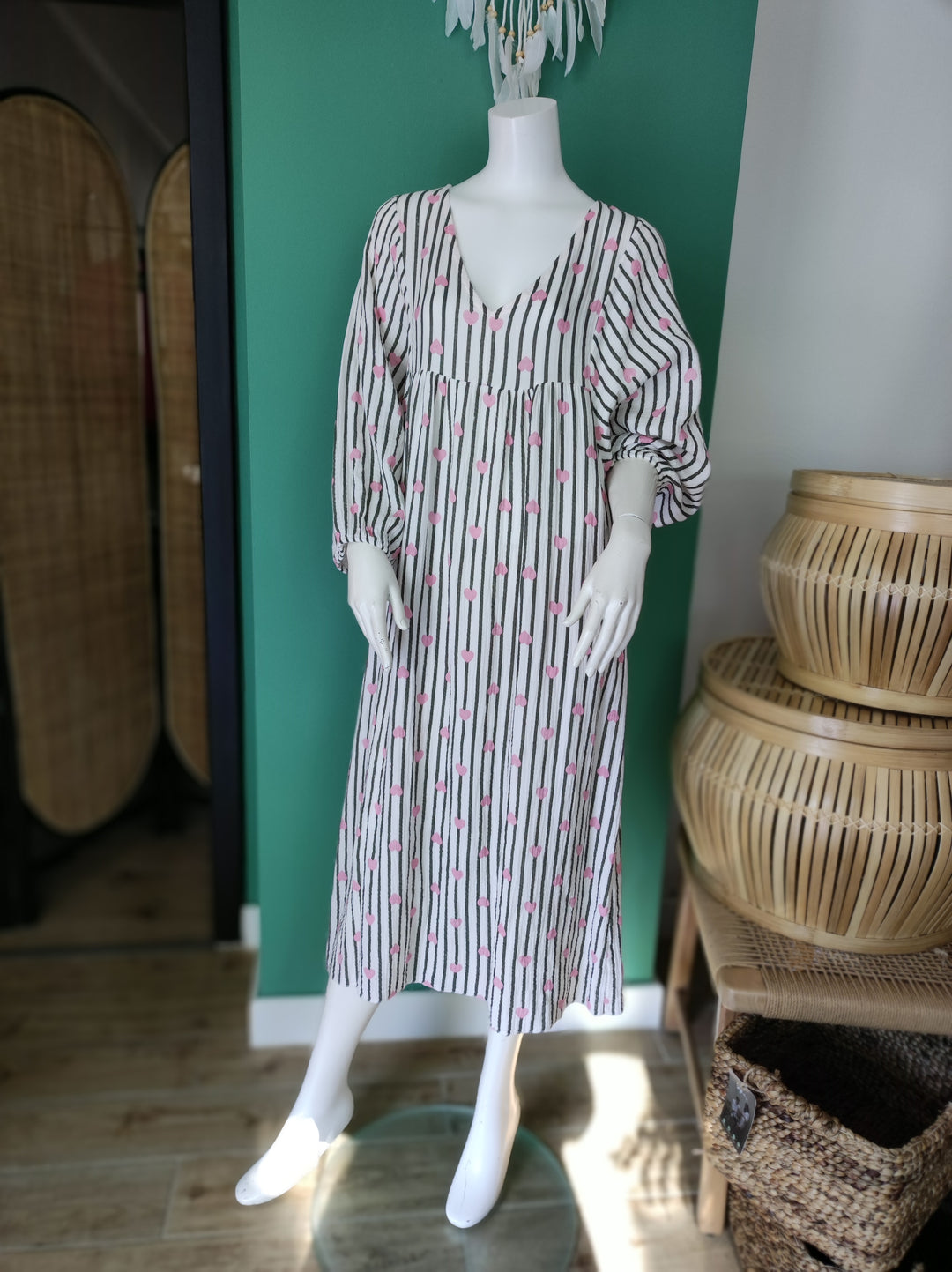 Boho-Maxikleid | Leicht & Luftig mit Streifen und Herzchen / schwarz