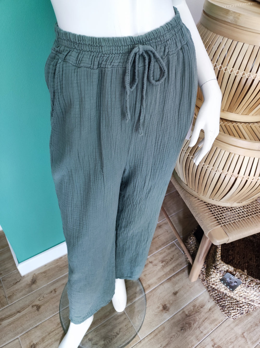 Boho Musselin-Hose – Leicht & Elegant / olivgrün