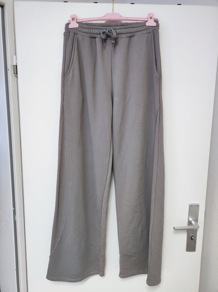 Hose / Sweatpants - weites Bein - braun