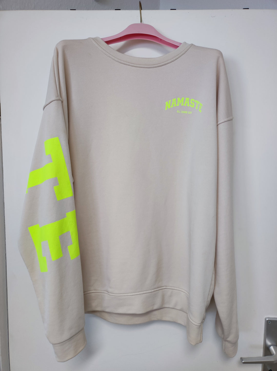 Pulli NAMASTE - sand neongelb