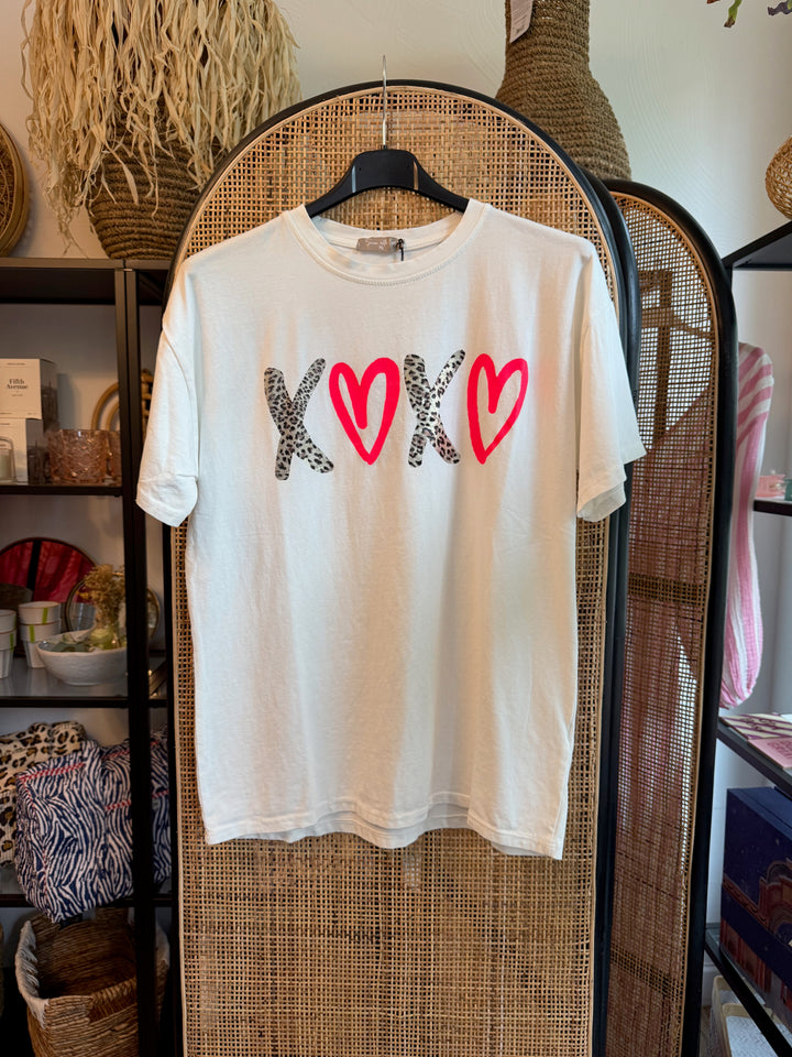 Shirt XOXO - Leo weiss-neonpink