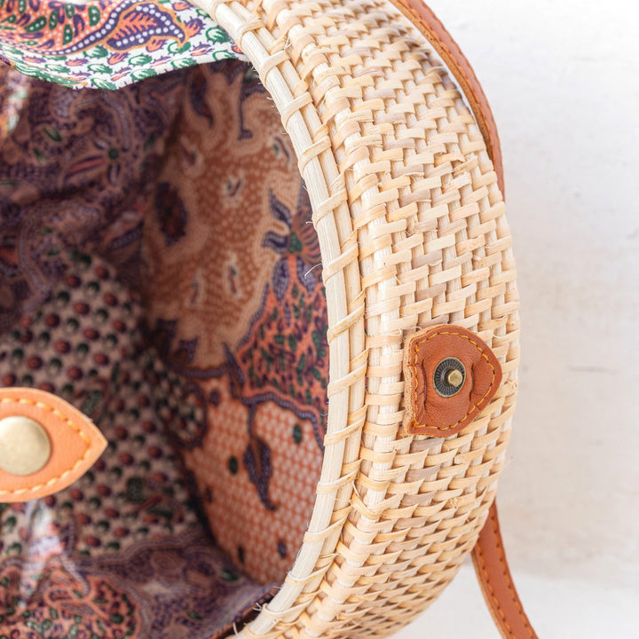 Handtasche SENJA (natur) – Handgefertigte Boho-Umhängetasche mit Kunstlederriemen