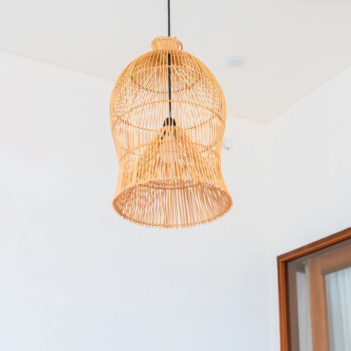 Handgefertigter Rattan-Lampenschirm MAHARA – Boho Deckenlampe