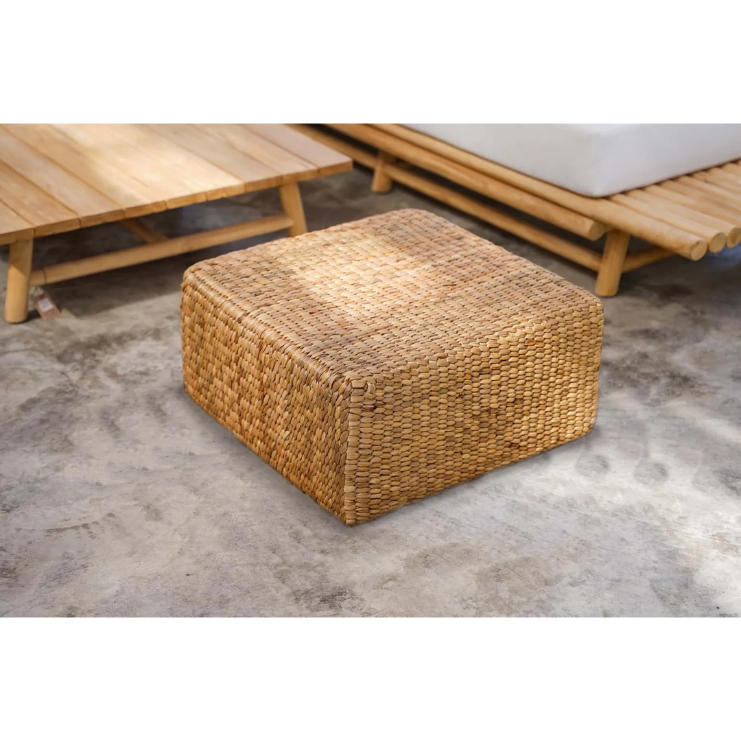 Der "The Hyacinth Pouffe" Square – Boho Sitzpouf aus Wasserhyazinthe