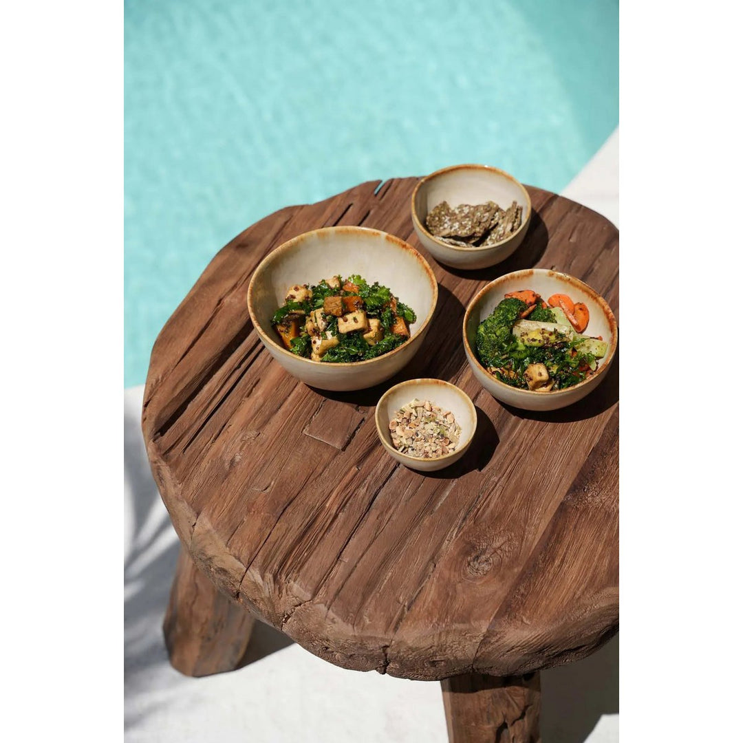 Der "Marabunta" Rustikaler Beistelltisch - Natur - Bohostil Hocker