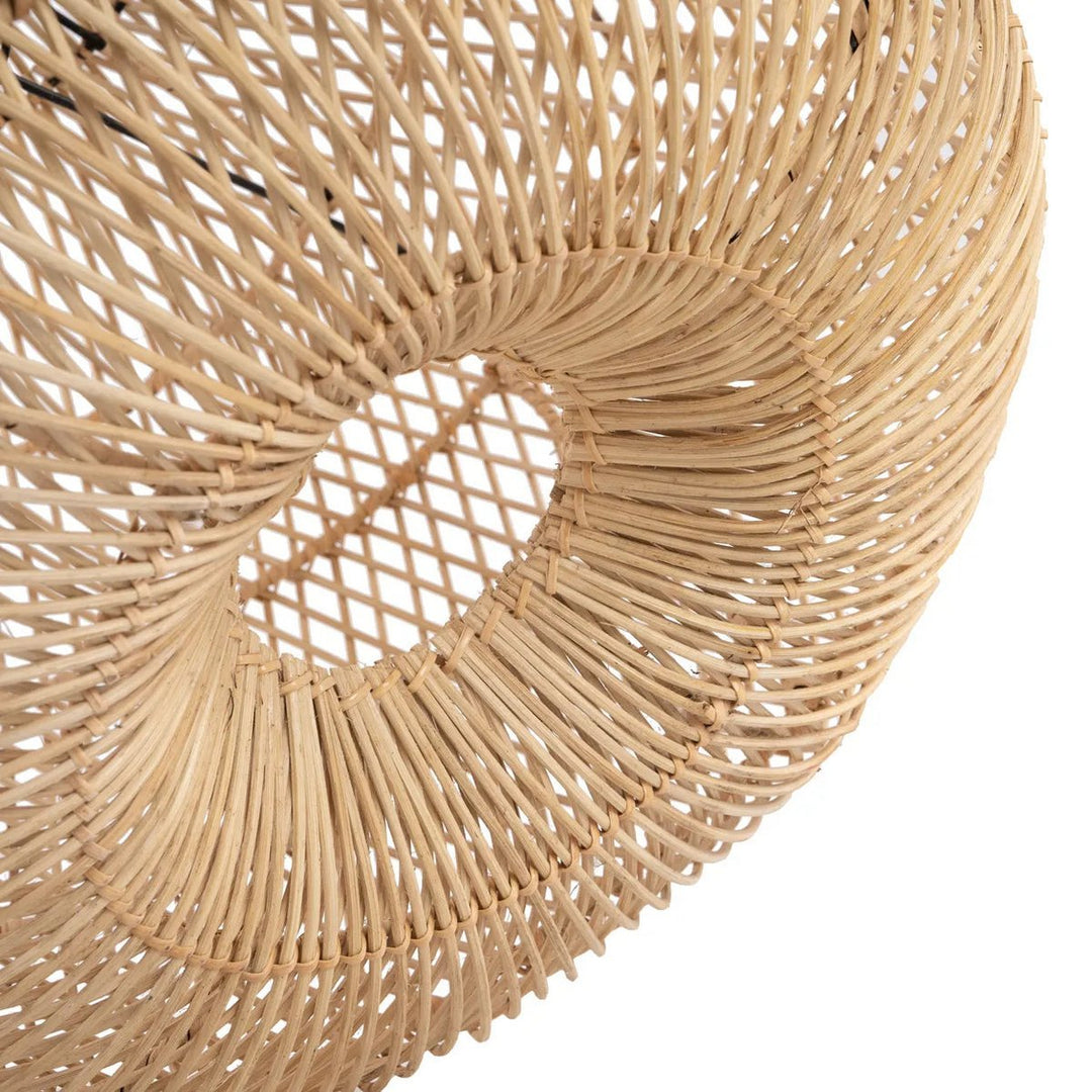 Der "Batu Bolong" Anhänger – Natur – L - Boho Lampenschirm aus Rattan