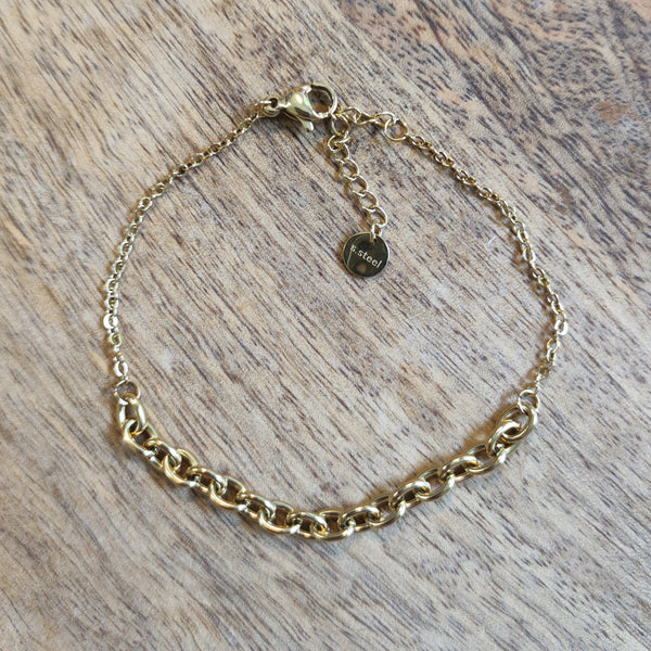 feines Armbändchen (011)