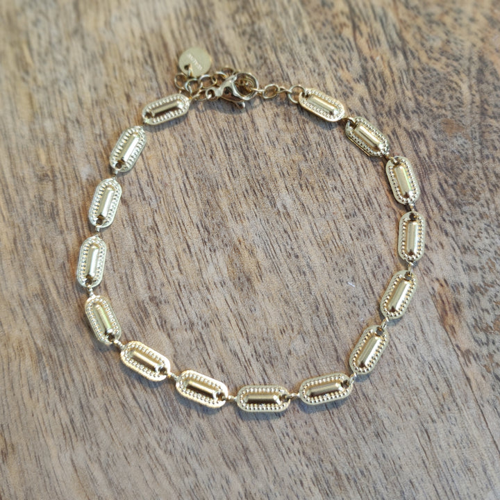 feines Armbändchen (023)