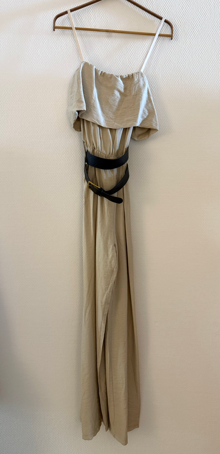 Jumpsuit mit Gürtel - beige