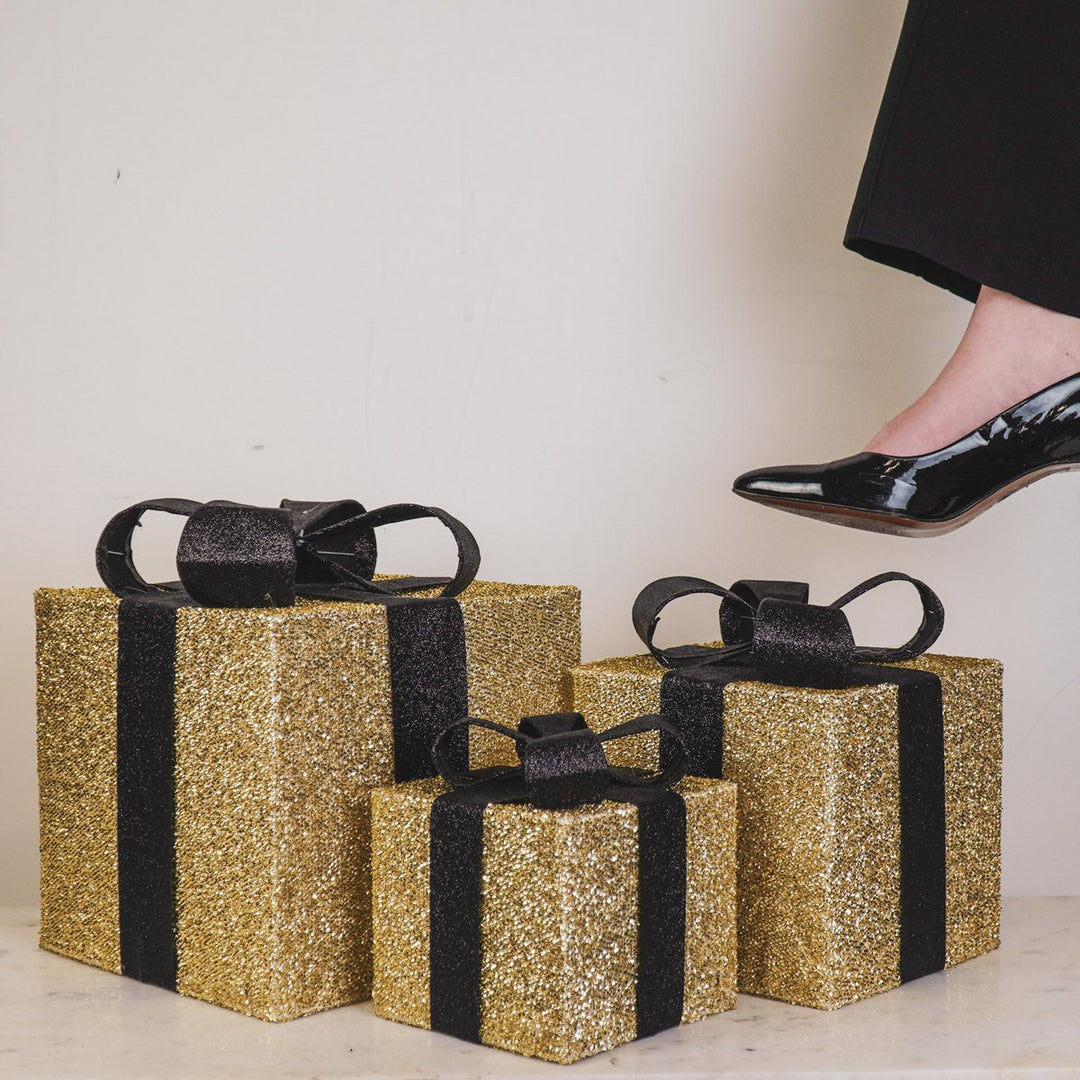 LED Weihnachtsdeko / Geschenkboxen – Gold/Schwarz – 3er-Set