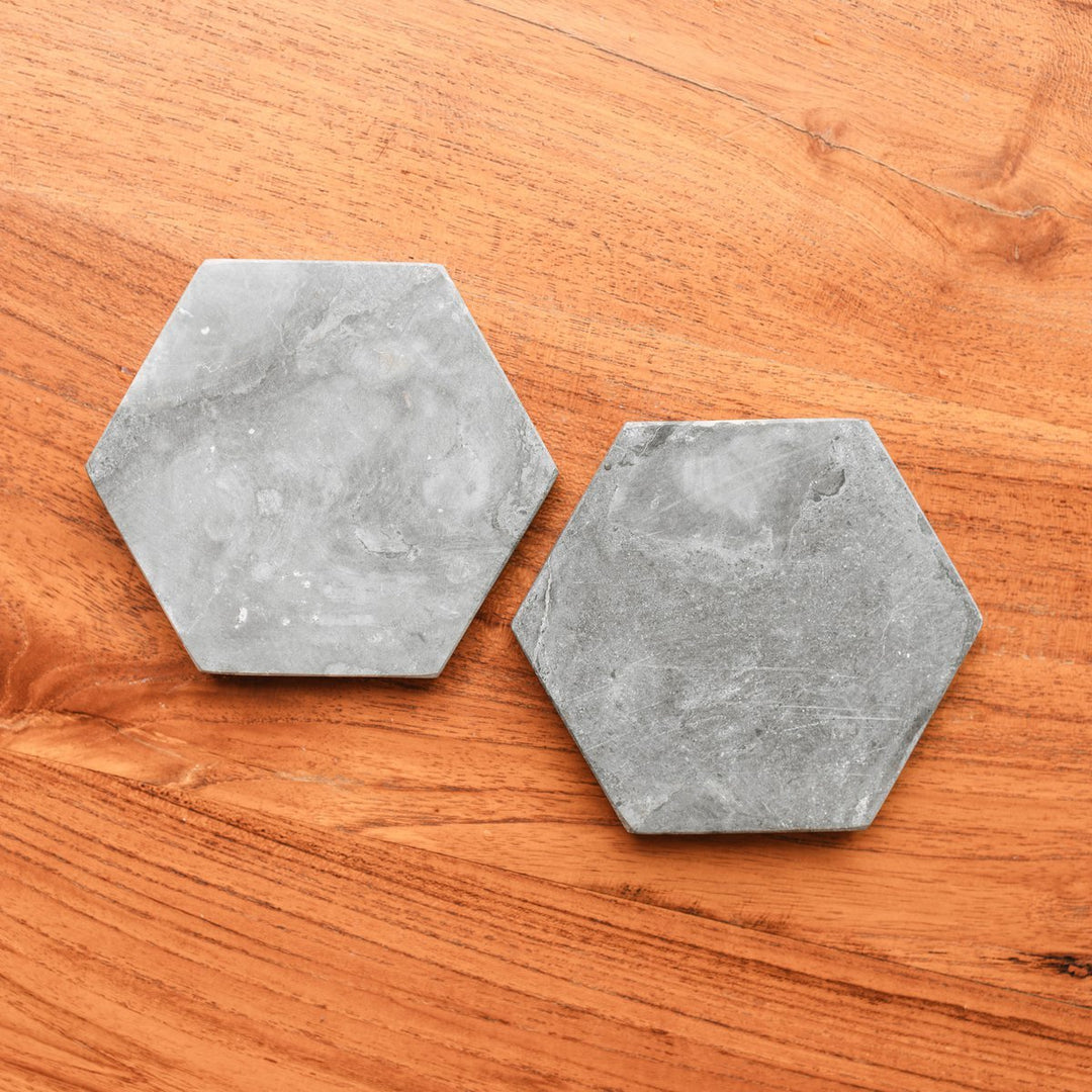 graue Marmoruntersetzer INAI – 4er- oder 8er-Set