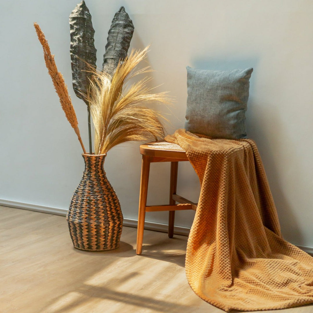 Handgeflochtene Bodenvase DAYANA - Boho Vase aus Wasserhyazinthe