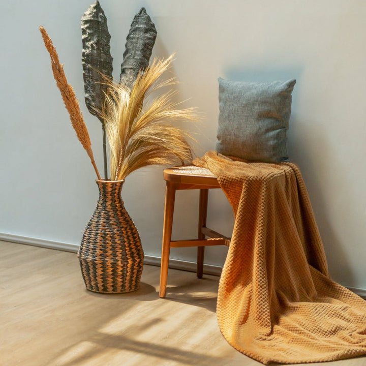 Handgeflochtene Bodenvase DAYANA - Boho Vase aus Wasserhyazinthe