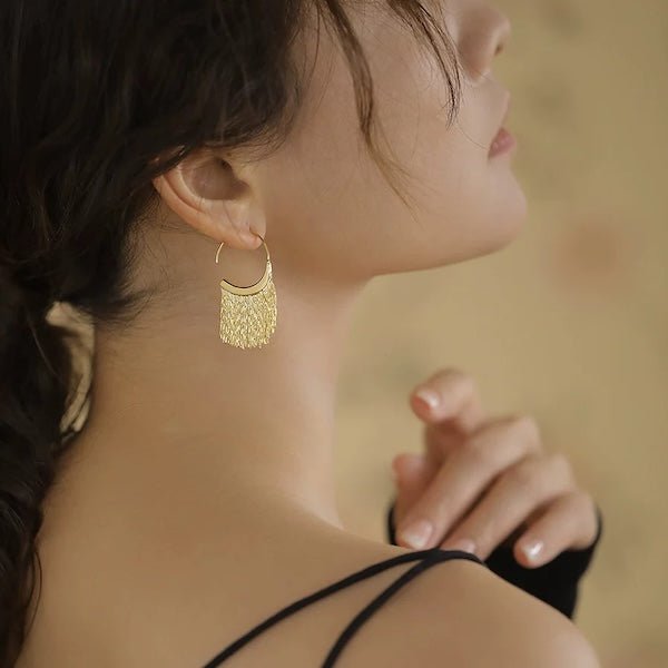 Einzigartige dynamische Quasten-Tropfenohrringe – Boho Ohrschmuck mit Bewegung