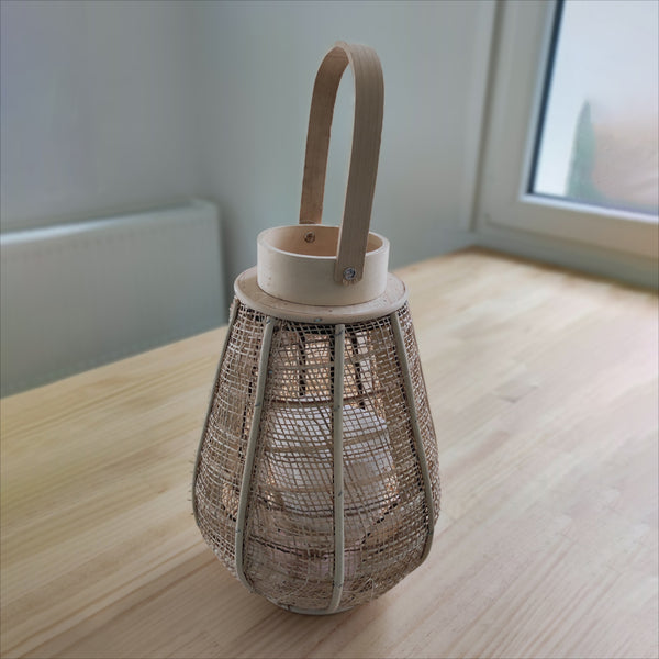Laterne Korb – Boho-Style Windlicht aus Naturmaterial für stimmungsvolle Beleuchtung
