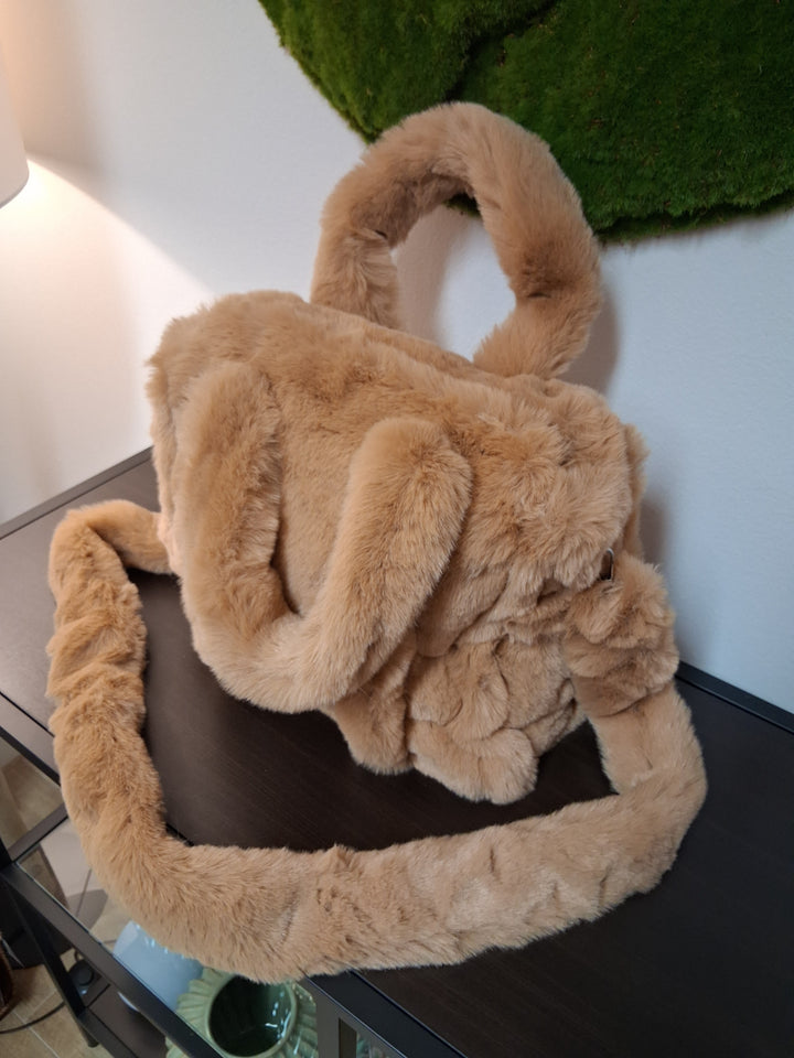 flauschige Handtasche - camelbraun - Teddyfell