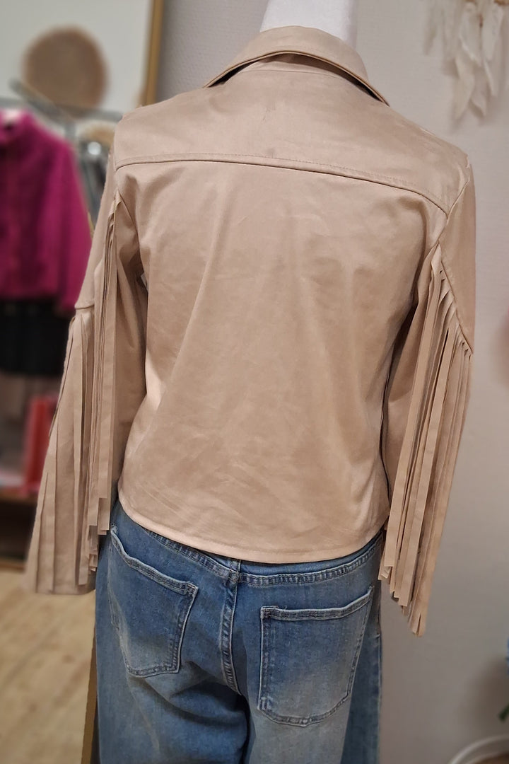 Bohojacke - kurze Jacke mit langen Fransen - Faux Wildleder - beige
