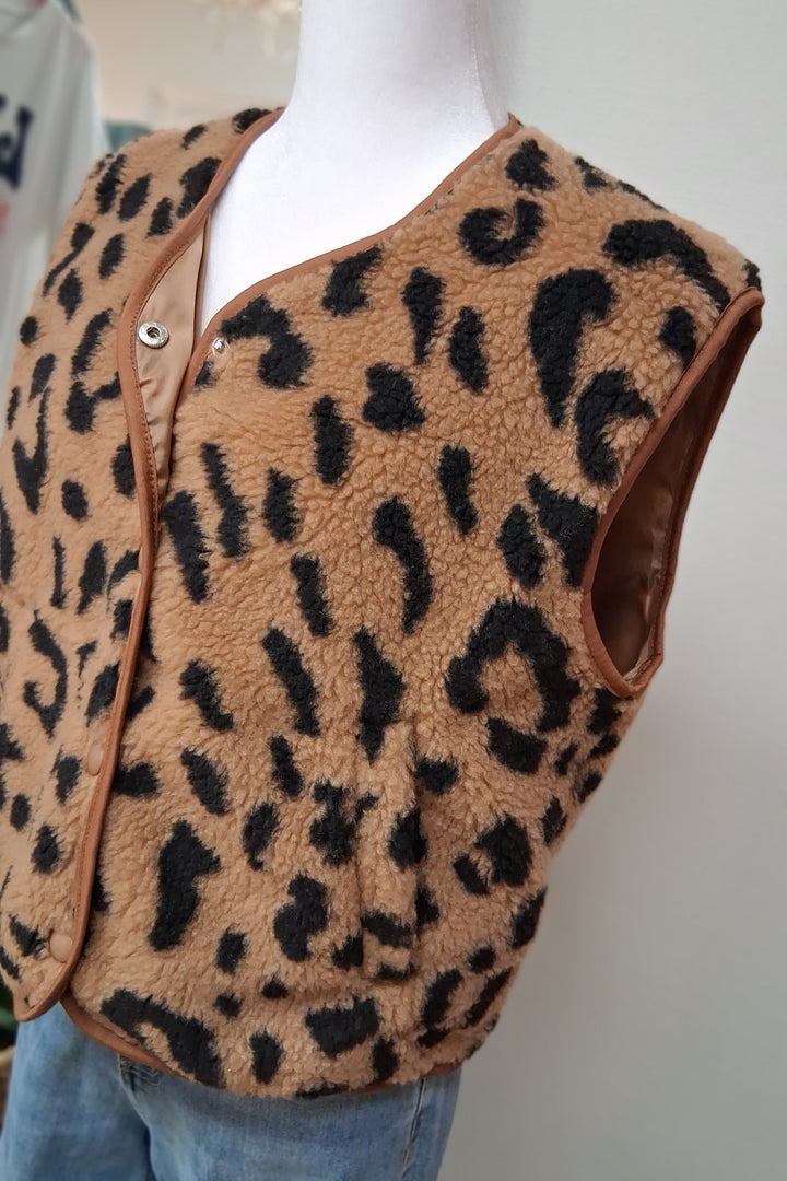 Weste TEDDY - Leoprint in braun/schwarz - 2 Varianten