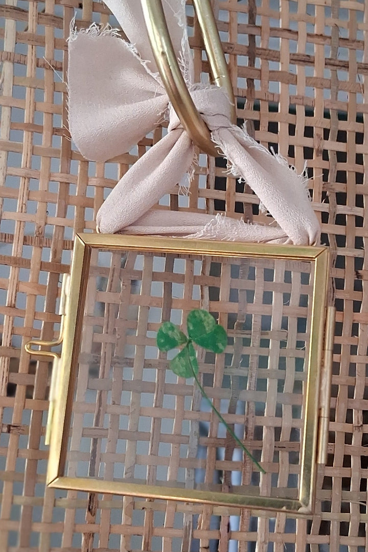 Glasrahmen mit getrockneten Blüten - Dekohänger - div. Blumen