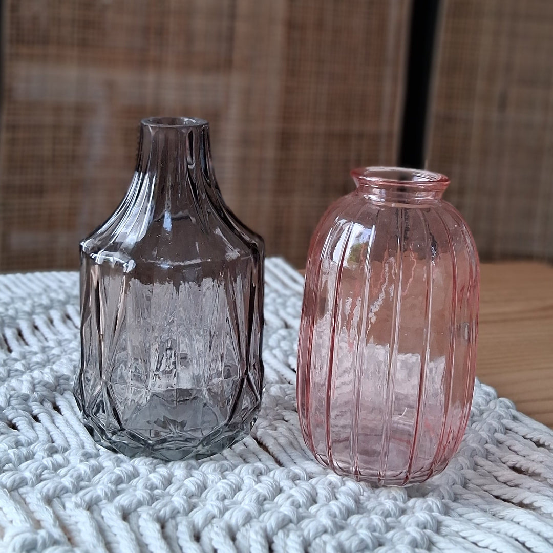 Glasvase CANTO - Flaschenvase - Streifen od. Facetten