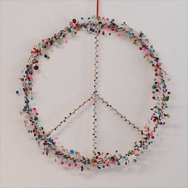 PEACE - Wanddekor mit bunten Pailletten und Perlen - Türkranz - Fensterkranz - 50cm