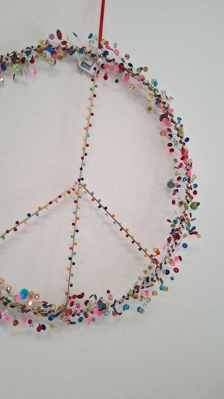 PEACE - Wanddekor mit bunten Pailletten und Perlen - Türkranz - Fensterkranz - 50cm