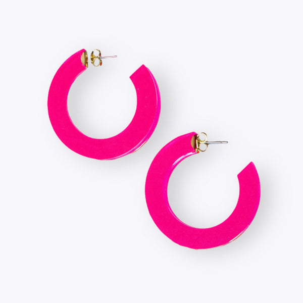 Ohringe - Creolen Neonpink aus recycelten Materialien, vergoldet