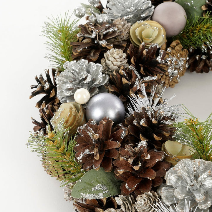 Kranz - Weihnachtsdeko mit silbernen Zapfen - Ø50cm