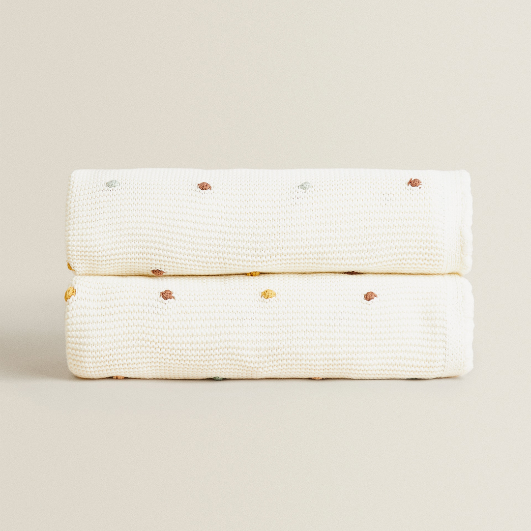 Annie & Charles® Baby Decke DOTS