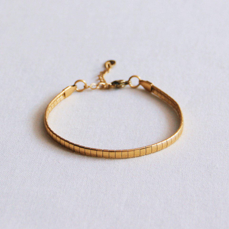 Armband - flache Plättchen gestreift - Gold