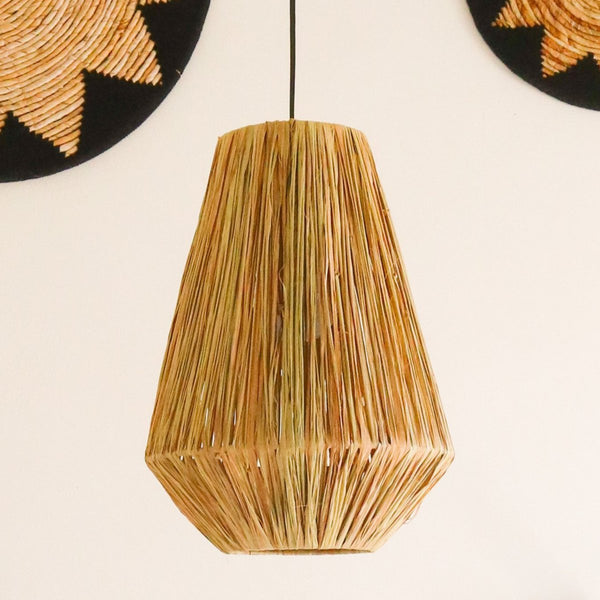 Handgefertigter Lampenschirm ENDAH - Boho Deko Lampe aus Bast geflochten