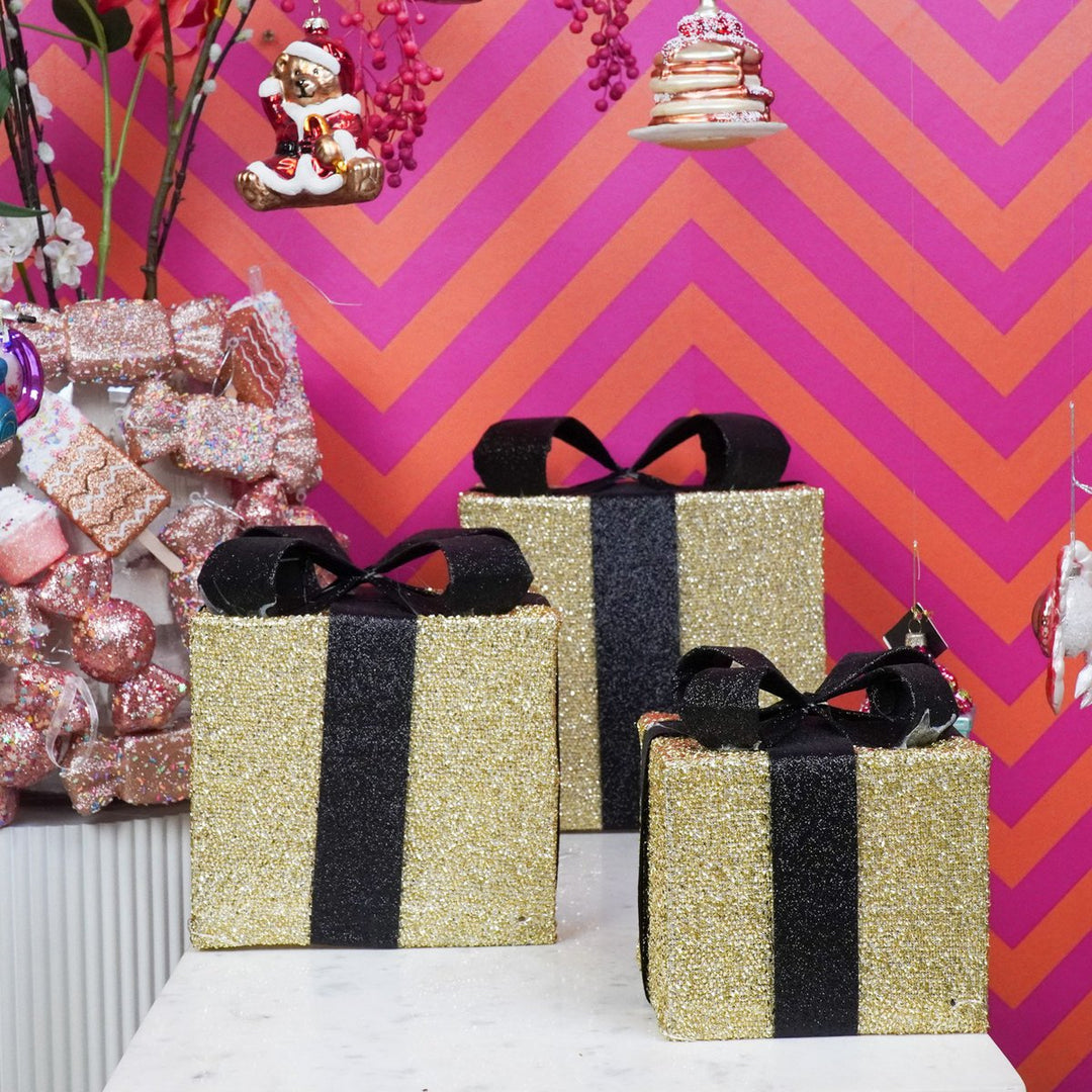 LED Weihnachtsdeko / Geschenkboxen – Gold/Schwarz – 3er-Set