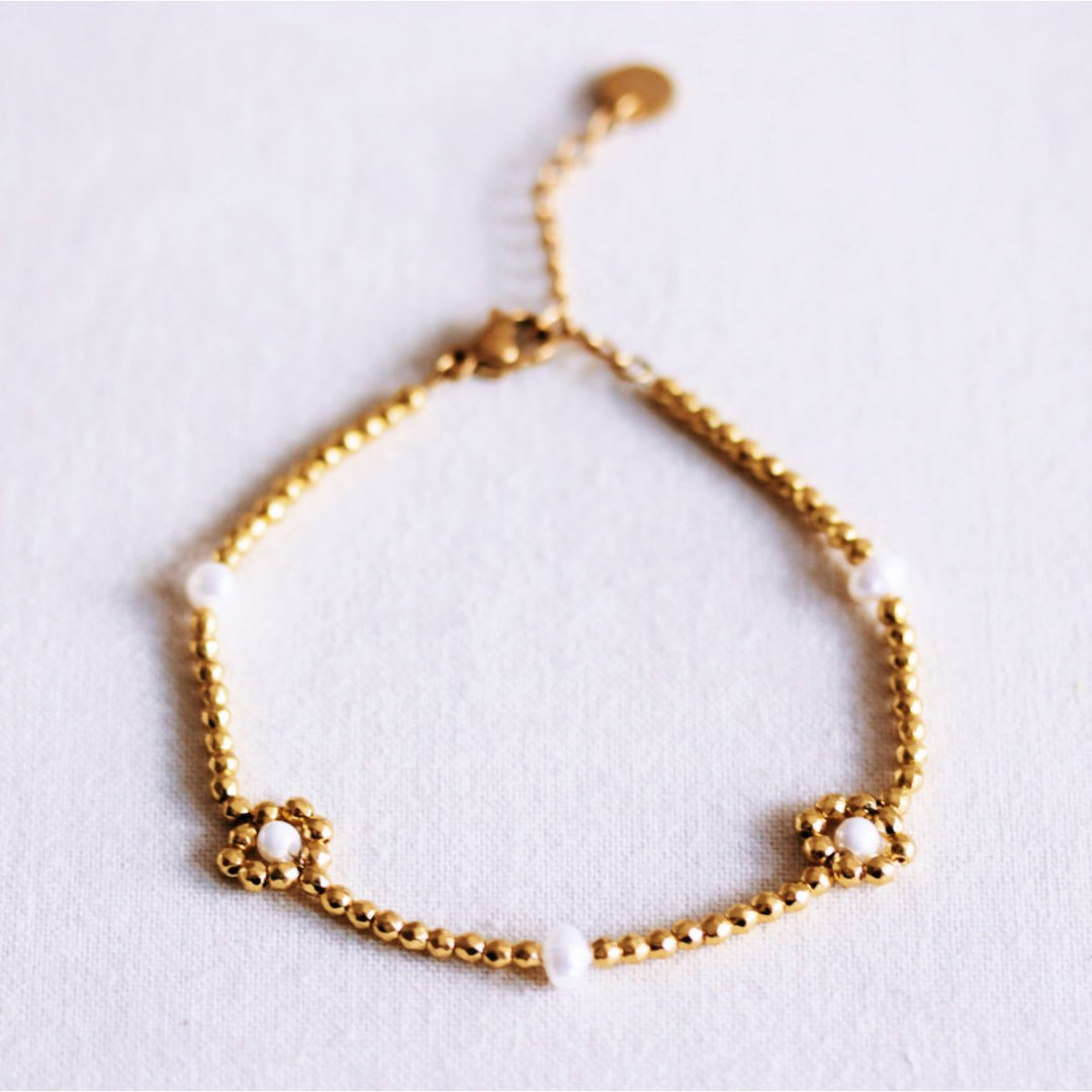 Armband - Perlen und Gänseblümchen - Gold/Weiß