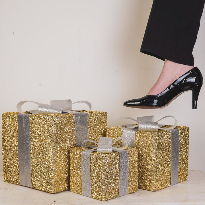 LED Weihnachtsdeko / Geschenkboxen – Gold/Silber – 3er-Set