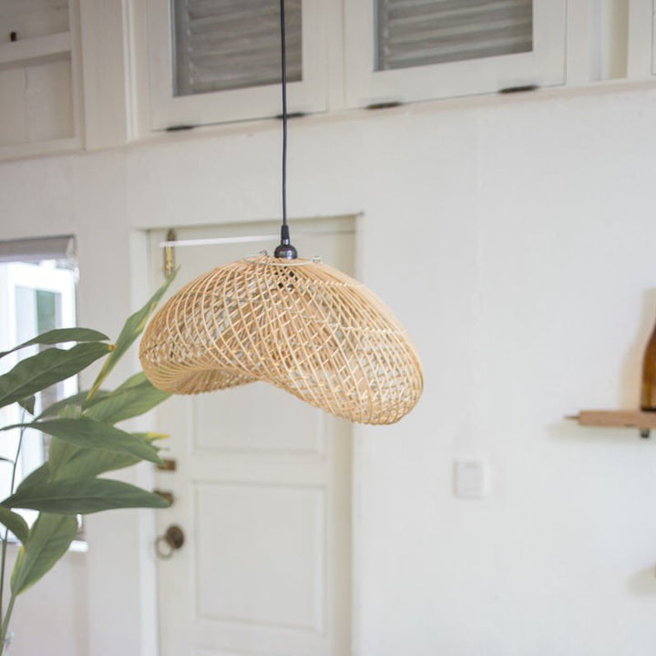 Handgefertigter Rattan-Lampenschirm PADMA - Hängelampe im Bohostil