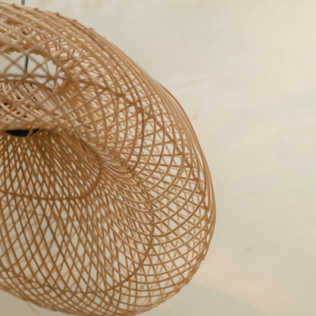Handgefertigter Rattan-Lampenschirm PADMA - Hängelampe im Bohostil