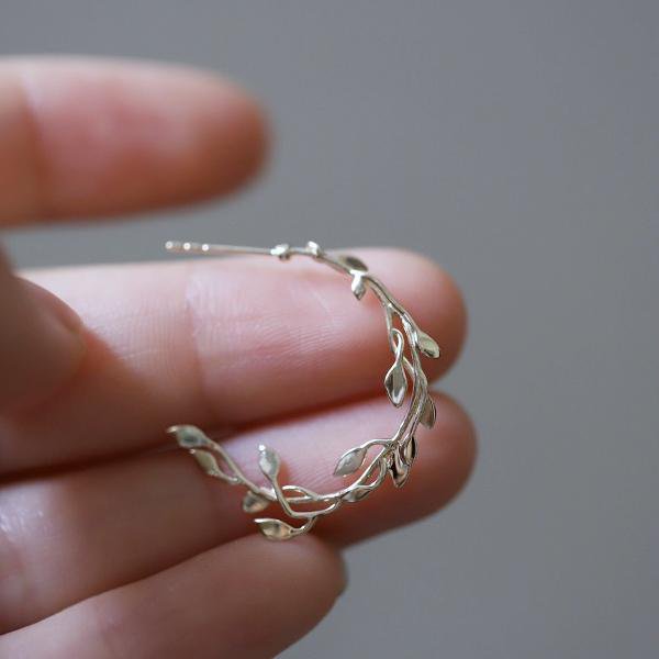 Lorbeerkranz - eleganter Blatt-Ohrring
