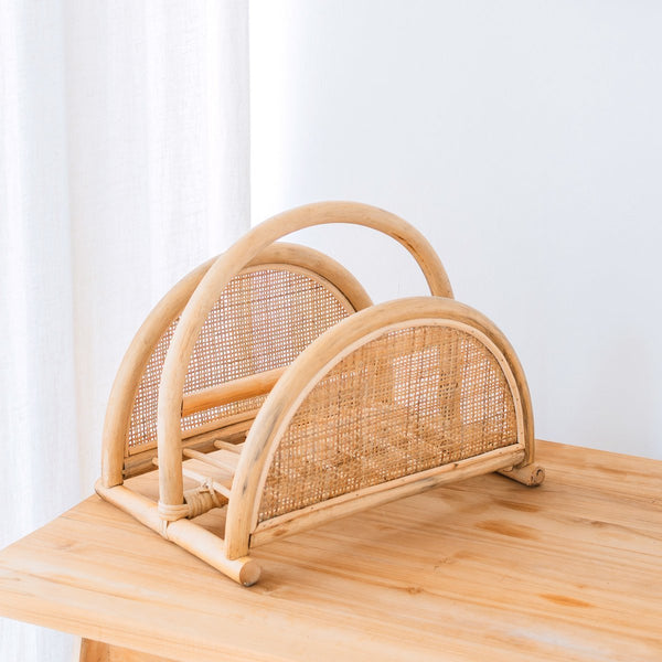 Boho-Zeitungskorb ALOR - Zeitungsständer – handgefertigter Zeitschriftenhalter aus Rattan