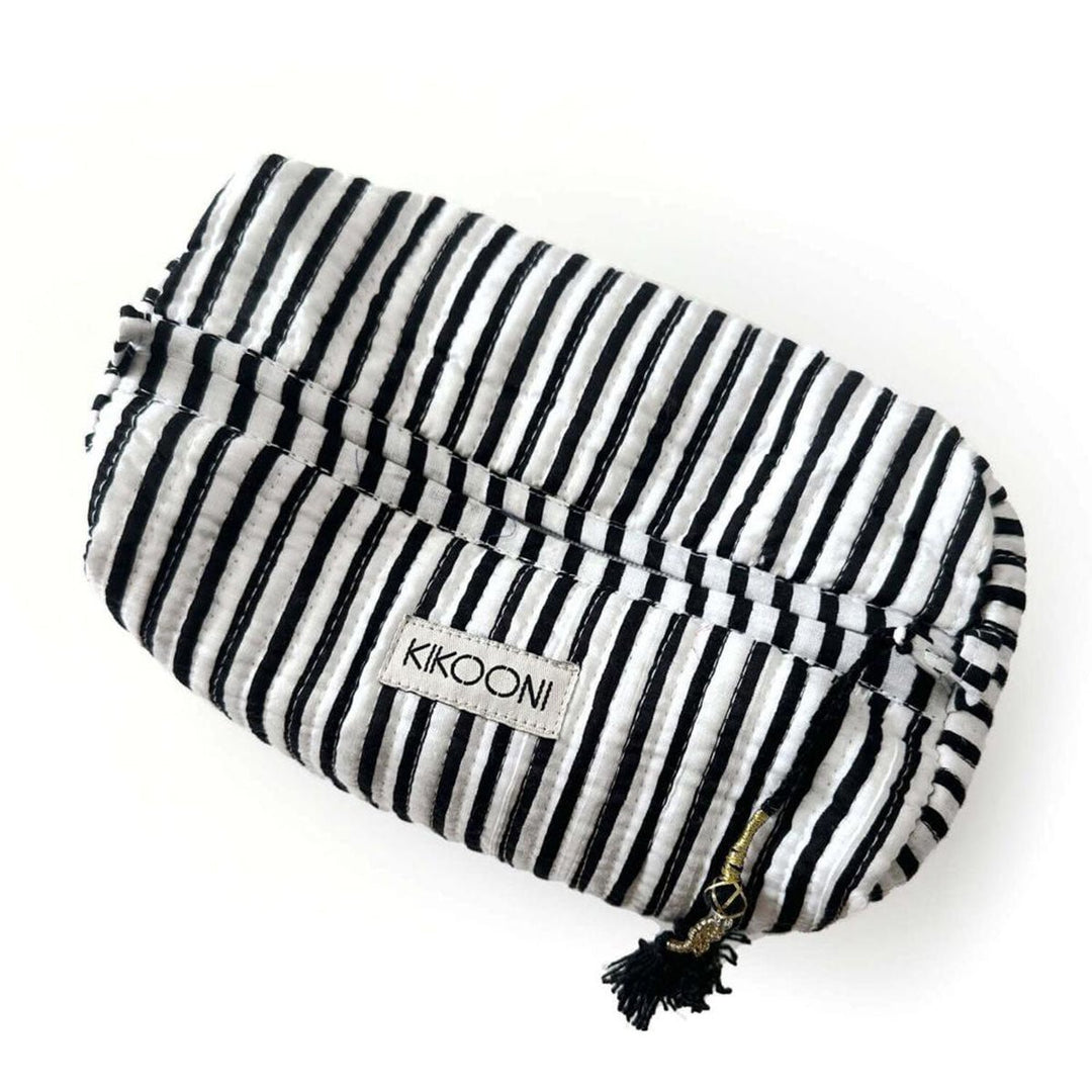 Handgemachte kleine Kosmetiktasche "hidden leo"