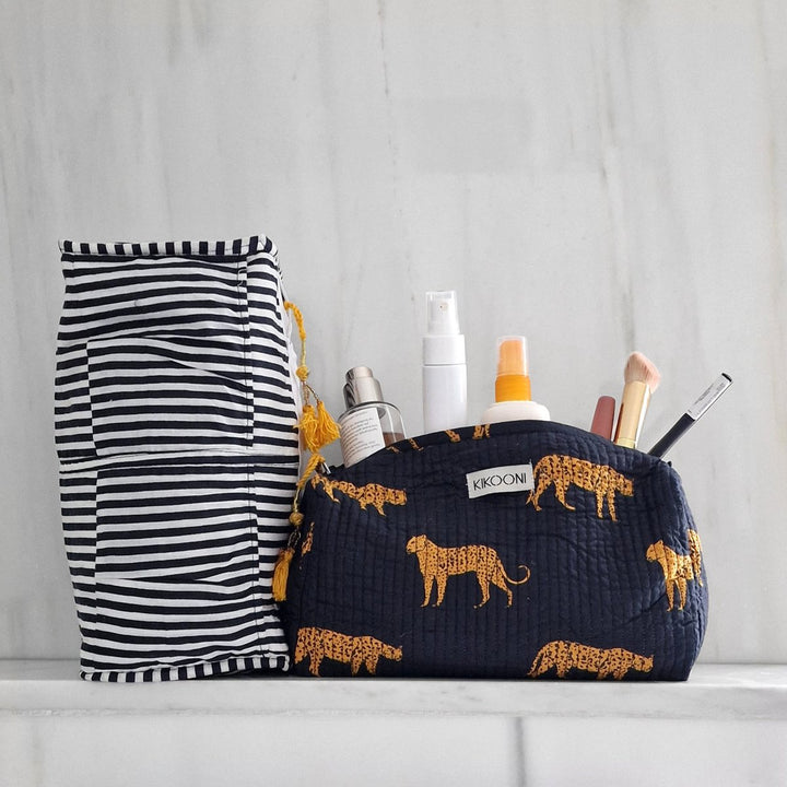 handgemachte Kosmetiktasche "Black Leopard"