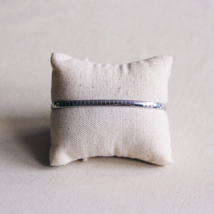 Armband - flache Plättchen gestreift - Silber