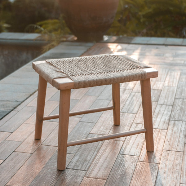 Handgefertigter Sitzhocker SUNDA - Boho Deko Hocker aus Trembesi - Beistelltisch